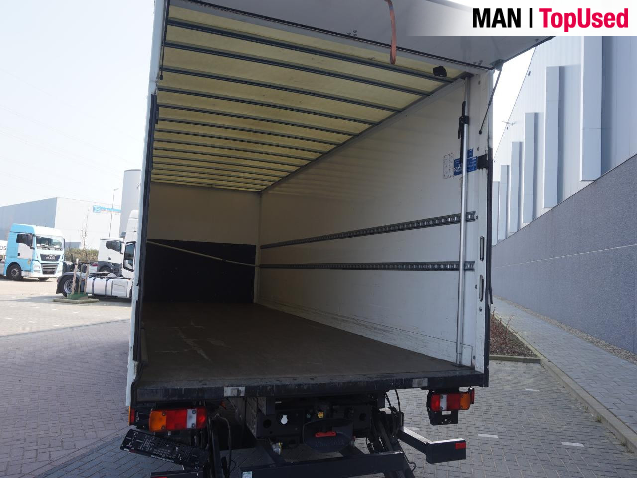 MAN TGL 12.250 4x2 BL CH - Vrachtwagen met open laadbak: afbeelding 5 MAN TGL 12.250 4x2 BL CH - Vrachtwagen met open laadbak: afbeelding 5
