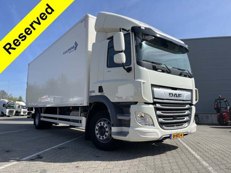 DAF CF 260 FA / 18 Ton / 93 dkm / Box / Laadklep / APK 09-25 - Bakwagen: afbeelding 1 DAF CF 260 FA / 18 Ton / 93 dkm / Box / Laadklep / APK 09-25 - Bakwagen: afbeelding 1