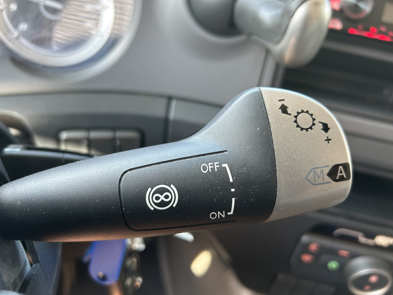 DAF CF 260 FA / Carrier Koeler - 30 gr / Chereau Frigobox / Laadklep 2000 kg - Koelwagen vrachtwagen: afbeelding 5 DAF CF 260 FA / Carrier Koeler - 30 gr / Chereau Frigobox / Laadklep 2000 kg - Koelwagen vrachtwagen: afbeelding 5