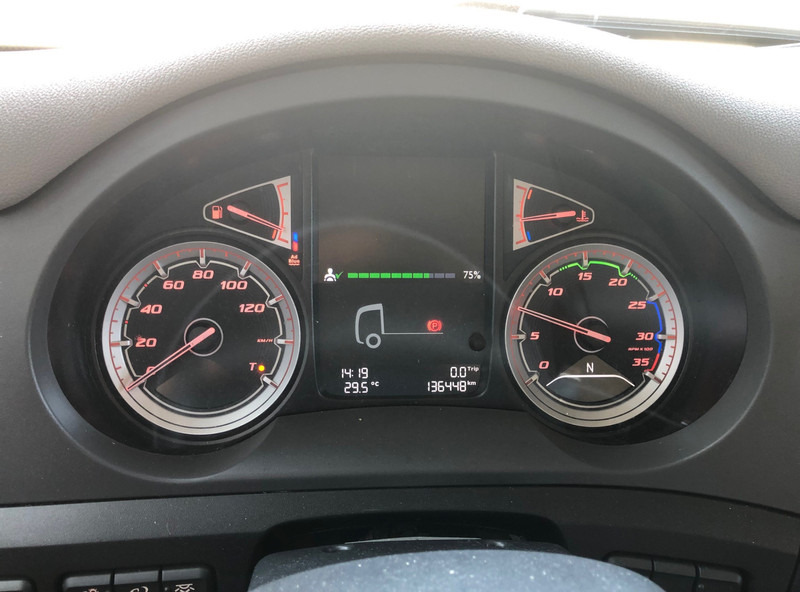 DAF CF 260 FA / Carrier Koeler / Chereau Frigo Box / Laadklep / APK TUV 09-25 - Koelwagen vrachtwagen: afbeelding 4 DAF CF 260 FA / Carrier Koeler / Chereau Frigo Box / Laadklep / APK TUV 09-25 - Koelwagen vrachtwagen: afbeelding 4