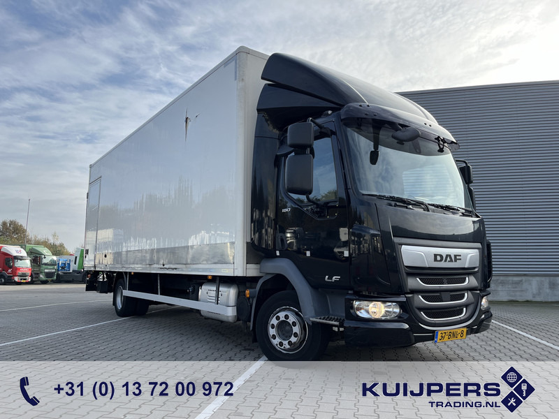 DAF LF 180 FA Euro 6 / 12 Ton / 400 dkm / Box / Laadklep - Bakwagen: afbeelding 1 DAF LF 180 FA Euro 6 / 12 Ton / 400 dkm / Box / Laadklep - Bakwagen: afbeelding 1