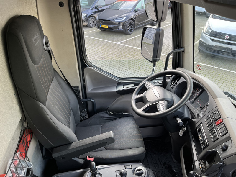 DAF LF 180 FA Euro 6 / 12 Ton / 400 dkm / Box / Laadklep - Bakwagen: afbeelding 3 DAF LF 180 FA Euro 6 / 12 Ton / 400 dkm / Box / Laadklep - Bakwagen: afbeelding 3