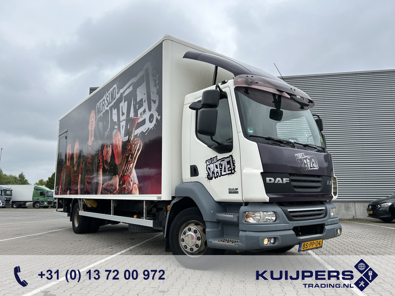 DAF LF55 220 Euro 4 / 12 Ton / 673 dkm / Box / Loadlift / APK TUV 01-26 - Bakwagen: afbeelding 1 DAF LF55 220 Euro 4 / 12 Ton / 673 dkm / Box / Loadlift / APK TUV 01-26 - Bakwagen: afbeelding 1