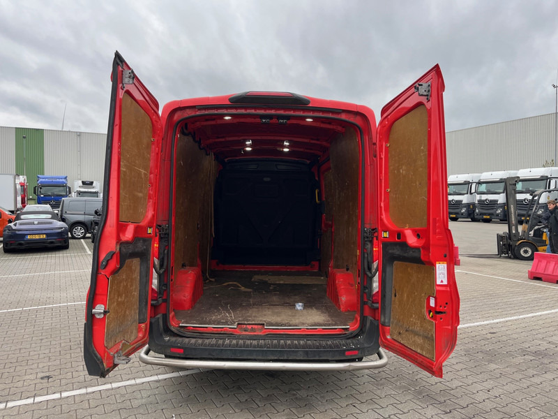 Gesloten bestelwagen Ford Transit 2.0 TDCI Trend / Clutch Broken / 172 dkm / L3 H2 / APK 01-26: afbeelding 9 Gesloten bestelwagen Ford Transit 2.0 TDCI Trend / Clutch Broken / 172 dkm / L3 H2 / APK 01-26: afbeelding 9