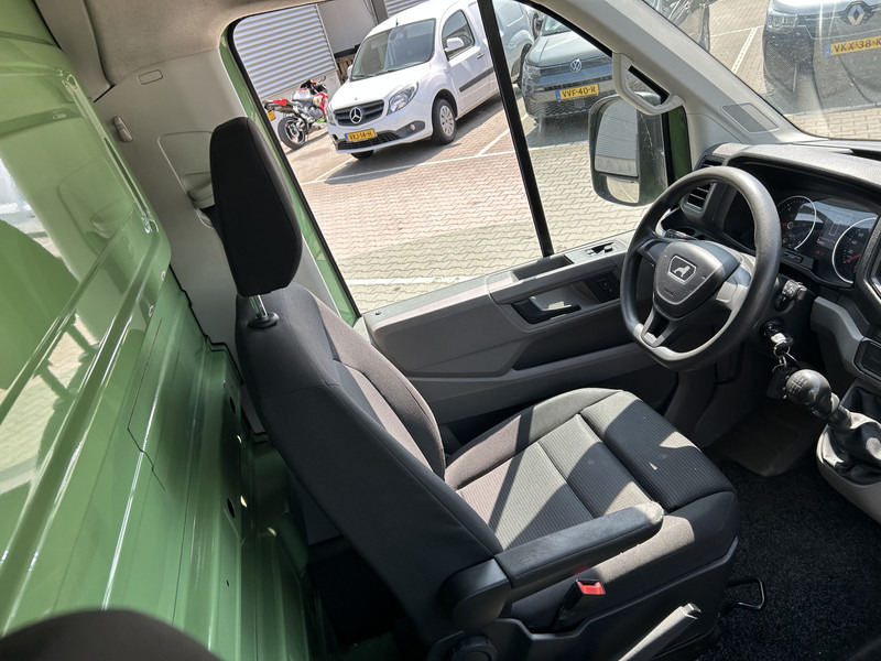 MAN TGE 3.180 2.0 Euro 6 / Box / 420 dkm / Loadlift / Cruise / NL Van - Bestelwagen gesloten laadbak: afbeelding 3 MAN TGE 3.180 2.0 Euro 6 / Box / 420 dkm / Loadlift / Cruise / NL Van - Bestelwagen gesloten laadbak: afbeelding 3