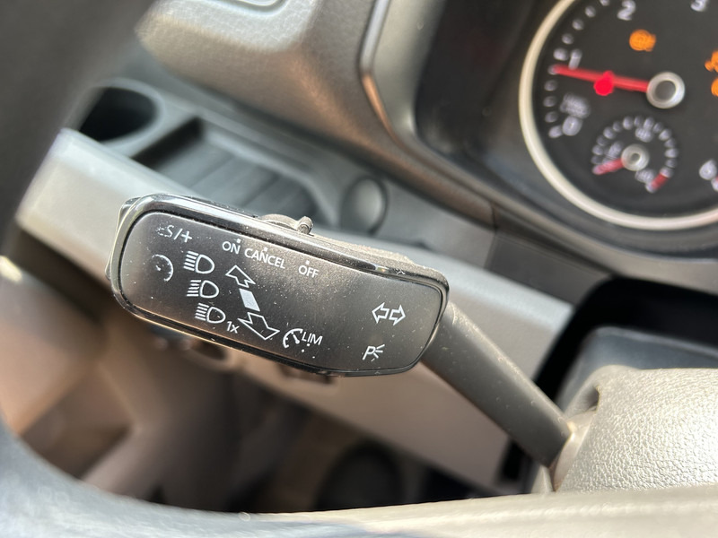 MAN TGE 3.180 2.0 Euro 6 / Box / 420 dkm / Loadlift / Cruise / NL Van - Bestelwagen gesloten laadbak: afbeelding 5 MAN TGE 3.180 2.0 Euro 6 / Box / 420 dkm / Loadlift / Cruise / NL Van - Bestelwagen gesloten laadbak: afbeelding 5
