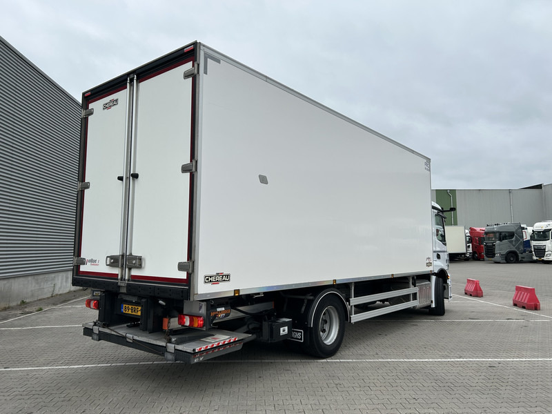Mercedes-Benz Actros 2124 / Carrier Koeler -30 gr / Cheraeu / Laadklep / APK 11-26 - Koelwagen vrachtwagen: afbeelding 2 Mercedes-Benz Actros 2124 / Carrier Koeler -30 gr / Cheraeu / Laadklep / APK 11-26 - Koelwagen vrachtwagen: afbeelding 2