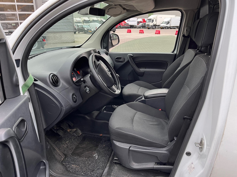 Mercedes-Benz Citan 109 CDI / Extra Lang / UNFALL / DAMAGE - Kleine bestelwagen: afbeelding 5 Mercedes-Benz Citan 109 CDI / Extra Lang / UNFALL / DAMAGE - Kleine bestelwagen: afbeelding 5