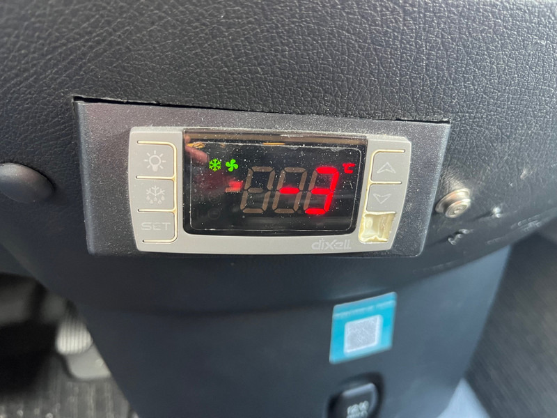 Mercedes-Benz Vito / 114 CDI / L2H1 / Frigo / gekoelde laadbak / APK-TUV 05-26 - Kleine bestelwagen: afbeelding 5 Mercedes-Benz Vito / 114 CDI / L2H1 / Frigo / gekoelde laadbak / APK-TUV 05-26 - Kleine bestelwagen: afbeelding 5