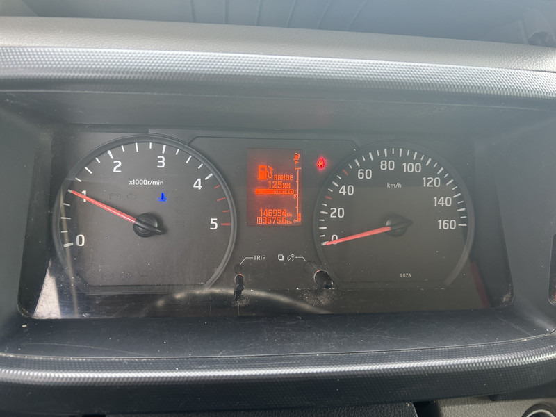 Nissan Cabstar NT400 / Duo Temp Frigo -30 gr / 146 dkm/ Blad - Blad / APK TUV 03-26 - Koelwagen: afbeelding 4 Nissan Cabstar NT400 / Duo Temp Frigo -30 gr / 146 dkm/ Blad - Blad / APK TUV 03-26 - Koelwagen: afbeelding 4