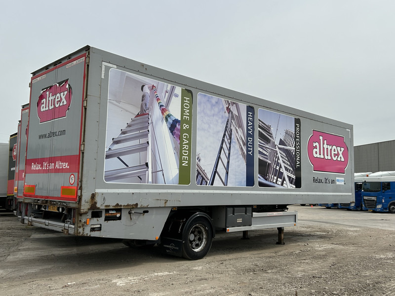 Renders ROC 12.10 City / Curtainside / Loadlift 2000 kg / NL Trailer - Schuifzeiloplegger: afbeelding 3 Renders ROC 12.10 City / Curtainside / Loadlift 2000 kg / NL Trailer - Schuifzeiloplegger: afbeelding 3