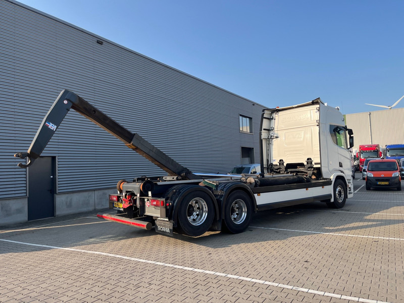 Scania R730 V8 6X2 / VDL Hook Lift 25 ton / 763 dkm / Smart Tacho V2 / APK TUV 03-26 - Haakarmsysteem vrachtwagen: afbeelding 3 Scania R730 V8 6X2 / VDL Hook Lift 25 ton / 763 dkm / Smart Tacho V2 / APK TUV 03-26 - Haakarmsysteem vrachtwagen: afbeelding 3