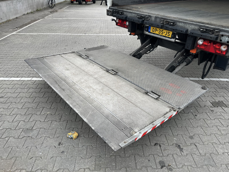 Schmitz Cargobull SCB S2 / Box Trailer / 2 axle / Loadlift / APK TUV 04-26 - Gesloten oplegger: afbeelding 5 Schmitz Cargobull SCB S2 / Box Trailer / 2 axle / Loadlift / APK TUV 04-26 - Gesloten oplegger: afbeelding 5