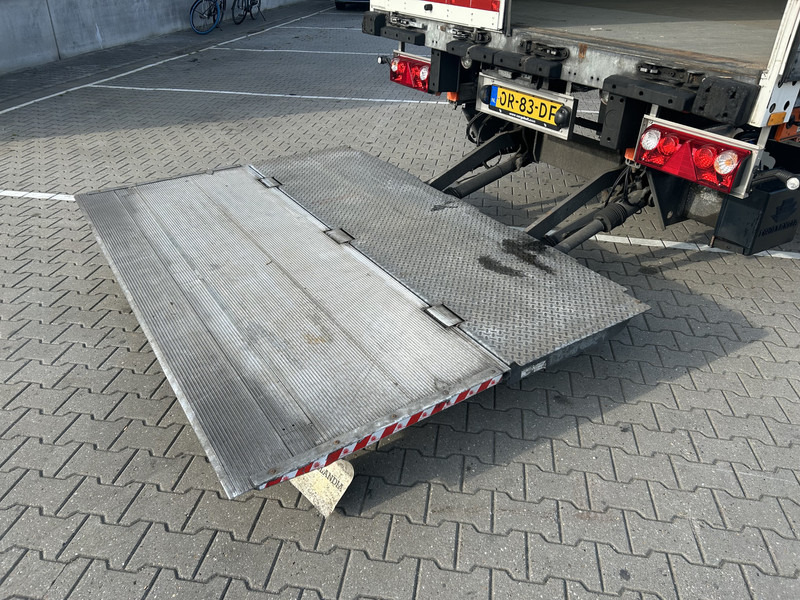 Schmitz Cargobull SCB S3B / Box / Loadlift / 2x Liftas / APK 03-26 - Gesloten oplegger: afbeelding 5 Schmitz Cargobull SCB S3B / Box / Loadlift / 2x Liftas / APK 03-26 - Gesloten oplegger: afbeelding 5