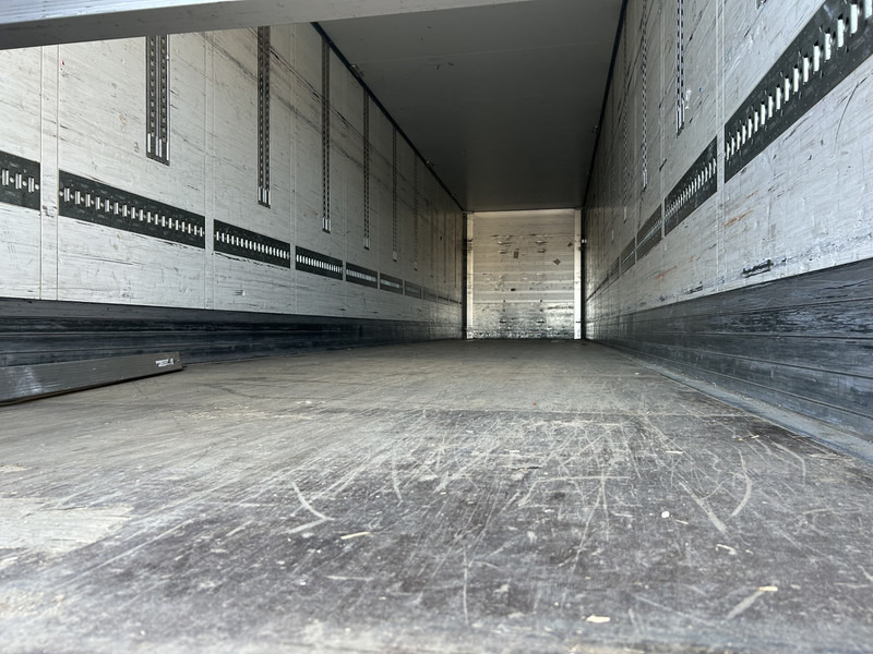 Schmitz Cargobull SCB S3B / Box / Loadlift -> Not Working / APK TUV 06-26 - Gesloten oplegger: afbeelding 3 Schmitz Cargobull SCB S3B / Box / Loadlift -> Not Working / APK TUV 06-26 - Gesloten oplegger: afbeelding 3