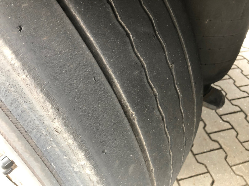 Gesloten oplegger Schmitz Cargobull SCB S3B / Box Trailer / Loadlift 2000 kg / APK TUV 12-26: afbeelding 8