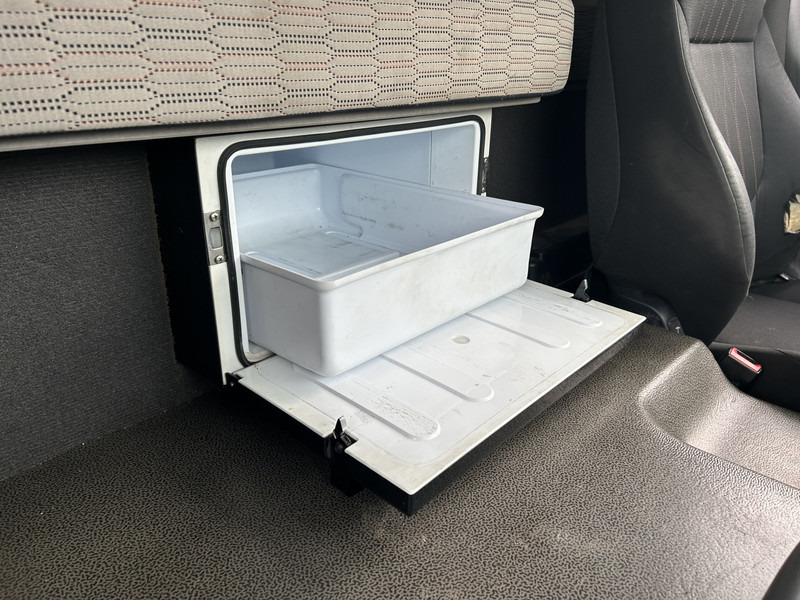 Trekker DAF CF 410 FT Space Cab / 742 dkm / 2 Tanks / NL Truck: afbeelding 7 Trekker DAF CF 410 FT Space Cab / 742 dkm / 2 Tanks / NL Truck: afbeelding 7