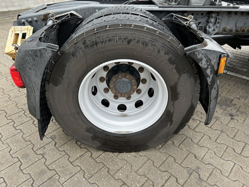 Trekker DAF CF 440 FT Space Cab / ADR / 821 dkm / PTO / APK TUV 06-26: afbeelding 16 Trekker DAF CF 440 FT Space Cab / ADR / 821 dkm / PTO / APK TUV 06-26: afbeelding 16