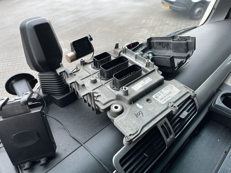 Trekker MAN TGX 18.460 XXL / Motor Defect -> Not Running / Retarder / 645 dkm / 2 Tanks: afbeelding 6 Trekker MAN TGX 18.460 XXL / Motor Defect -> Not Running / Retarder / 645 dkm / 2 Tanks: afbeelding 6