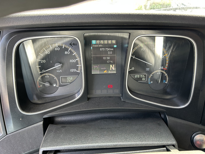Mercedes-Benz Actros 1842 Streamspace / 870 dkm / 2 Tanks / NL Truck - Trekker: afbeelding 4 Mercedes-Benz Actros 1842 Streamspace / 870 dkm / 2 Tanks / NL Truck - Trekker: afbeelding 4