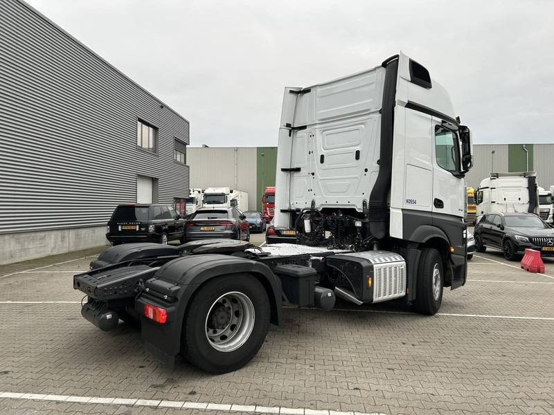 Mercedes-Benz Actros 1845 Gigaspace / Tacho V2 / Blower - PTO / Stand Airco / APK 04-26 - Trekker: afbeelding 2 Mercedes-Benz Actros 1845 Gigaspace / Tacho V2 / Blower - PTO / Stand Airco / APK 04-26 - Trekker: afbeelding 2