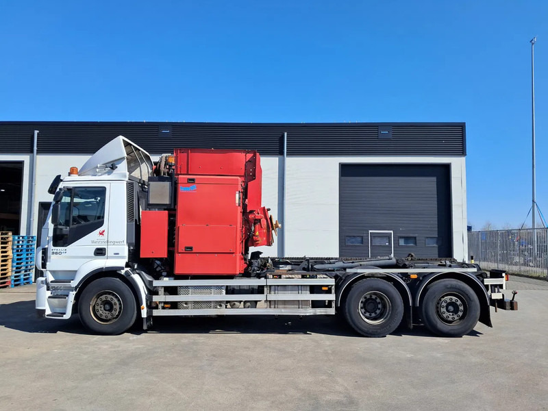 Iveco Stralis 360 E6 met Translift PLUS DUO TFS containersysteem - Vuilniswagen: afbeelding 2 Iveco Stralis 360 E6 met Translift PLUS DUO TFS containersysteem - Vuilniswagen: afbeelding 2