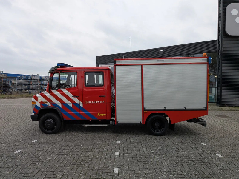 Mercedes-Benz - Brandweerwagen: afbeelding 3 Mercedes-Benz - Brandweerwagen: afbeelding 3
