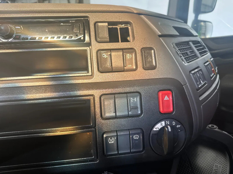 Trekker DAF XF 106.440 SPACECAB /ADR /INTARDER: afbeelding 13