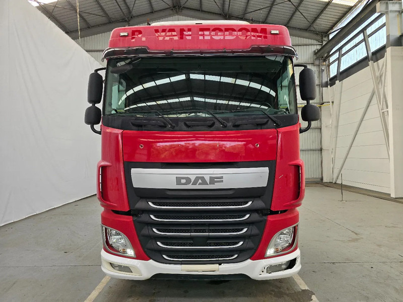 DAF XF 106.460 SPACECAB / INTARDER /MANUEL - Trekker: afbeelding 2 DAF XF 106.460 SPACECAB / INTARDER /MANUEL - Trekker: afbeelding 2