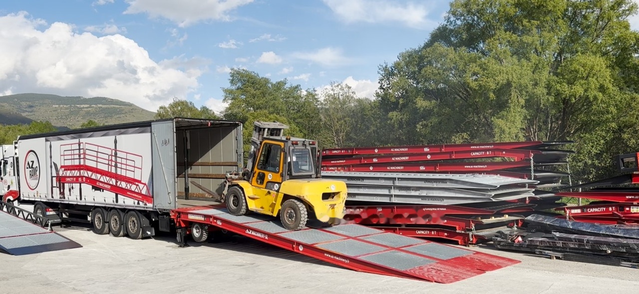 AZ RAMP KING VERSION, BIG FOOT LLO 25T mobile loading ramp - Laadbrug: afbeelding 4 AZ RAMP KING VERSION, BIG FOOT LLO 25T mobile loading ramp - Laadbrug: afbeelding 4
