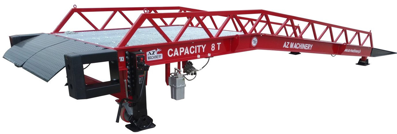 **RENTAL** Loading Ramp with with hydraulic tilting bridge - AZ RAMP - STAR- 8T. 8 ton capacity - Laadbrug: afbeelding 1 **RENTAL** Loading Ramp with with hydraulic tilting bridge - AZ RAMP - STAR- 8T. 8 ton capacity - Laadbrug: afbeelding 1