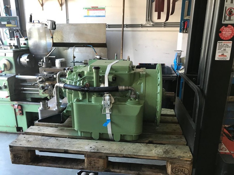 Onbekend Voith 854-3E, 864-3E , 854-5, 864-5 - Versnellingsbak: afbeelding 1 Onbekend Voith 854-3E, 864-3E , 854-5, 864-5 - Versnellingsbak: afbeelding 1