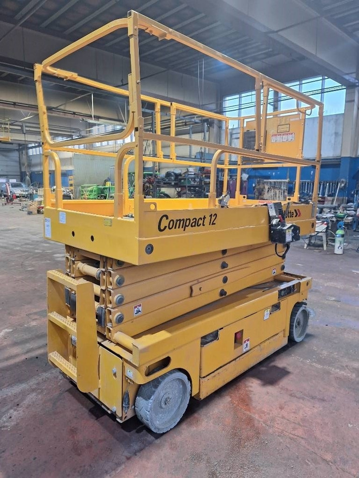 Haulotte Compact 12 - Schaarlift: afbeelding 5 Haulotte Compact 12 - Schaarlift: afbeelding 5
