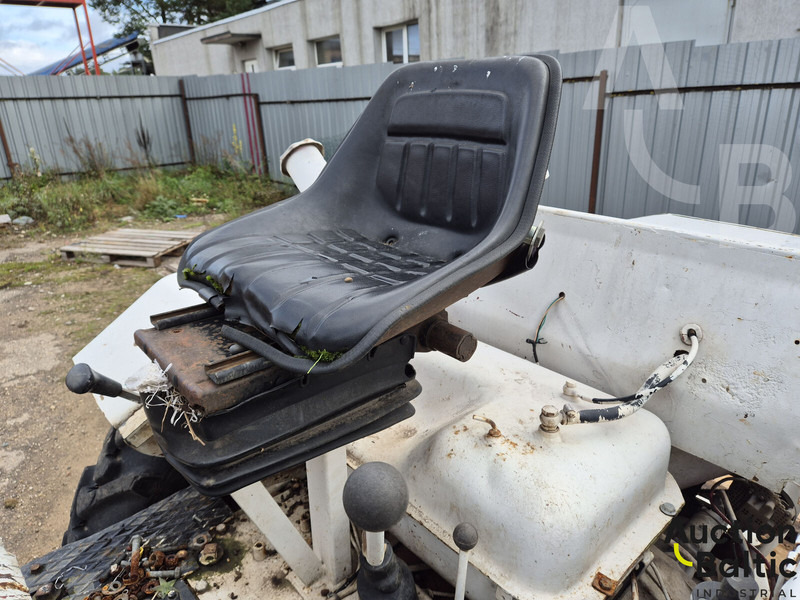 Ei Attachments 09.NH.2750 - Grader: afbeelding 5 Ei Attachments 09.NH.2750 - Grader: afbeelding 5