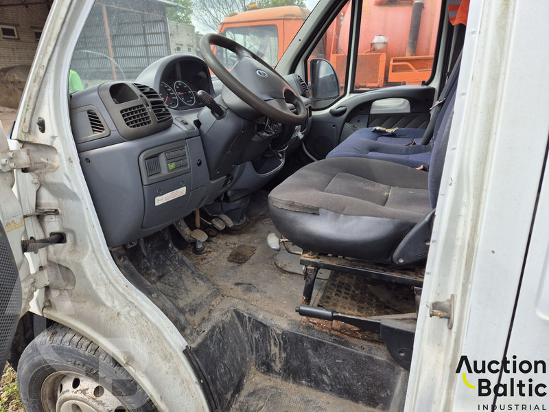 Fiat Ducato - Schuifzeilen bestelwagen: afbeelding 5 Fiat Ducato - Schuifzeilen bestelwagen: afbeelding 5