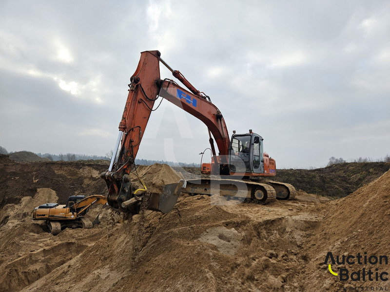 Hitachi EX 215 - Rupsgraafmachine: afbeelding 4 Hitachi EX 215 - Rupsgraafmachine: afbeelding 4