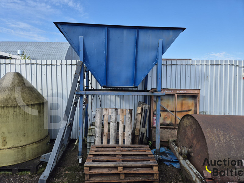 Hopper for various materials - Tankwagen: afbeelding 1 Hopper for various materials - Tankwagen: afbeelding 1