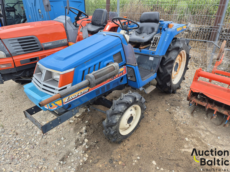 Iseki TU 200 - Tractor: afbeelding 1 Iseki TU 200 - Tractor: afbeelding 1