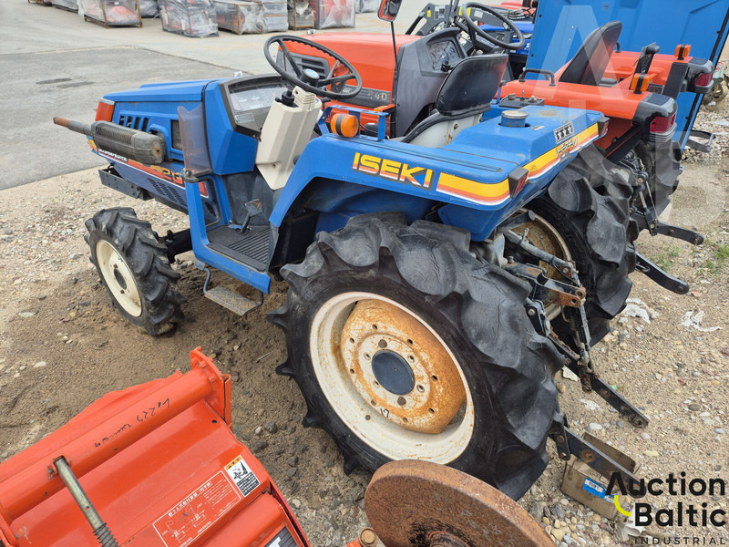 Iseki TU 200 - Tractor: afbeelding 3 Iseki TU 200 - Tractor: afbeelding 3