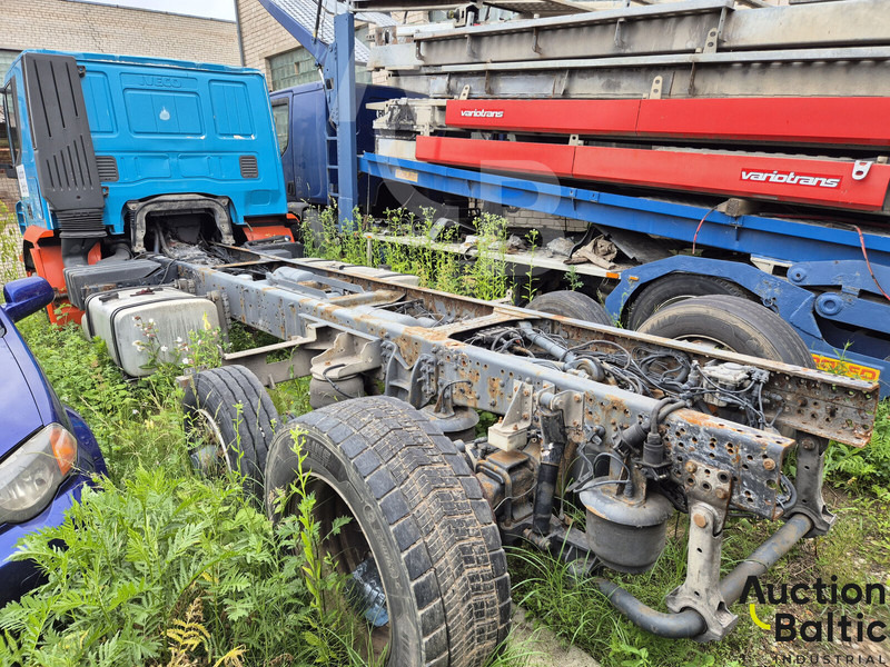 Iveco AT190S42/FP CT - Chassis vrachtwagen: afbeelding 3 Iveco AT190S42/FP CT - Chassis vrachtwagen: afbeelding 3