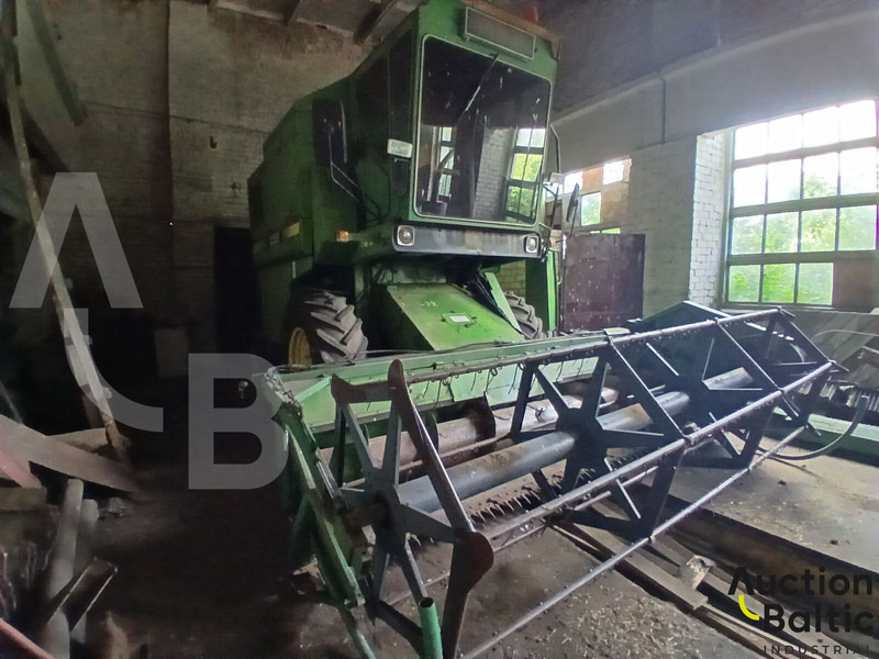 John Deere 1055 - Maaidorser: afbeelding 2 John Deere 1055 - Maaidorser: afbeelding 2