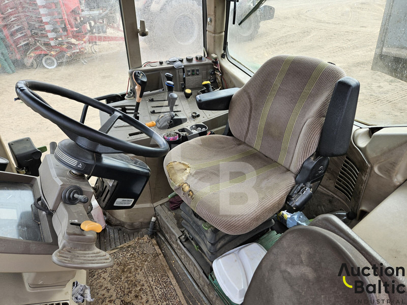 John Deere 6430 - Tractor: afbeelding 5 John Deere 6430 - Tractor: afbeelding 5