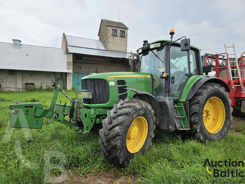John Deere 6930 Premium - Tractor: afbeelding 1 John Deere 6930 Premium - Tractor: afbeelding 1