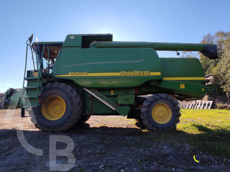 John Deere 9450 - Maaidorser: afbeelding 5 John Deere 9450 - Maaidorser: afbeelding 5