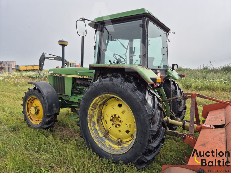 John Deere MFWD - Tractor: afbeelding 4 John Deere MFWD - Tractor: afbeelding 4