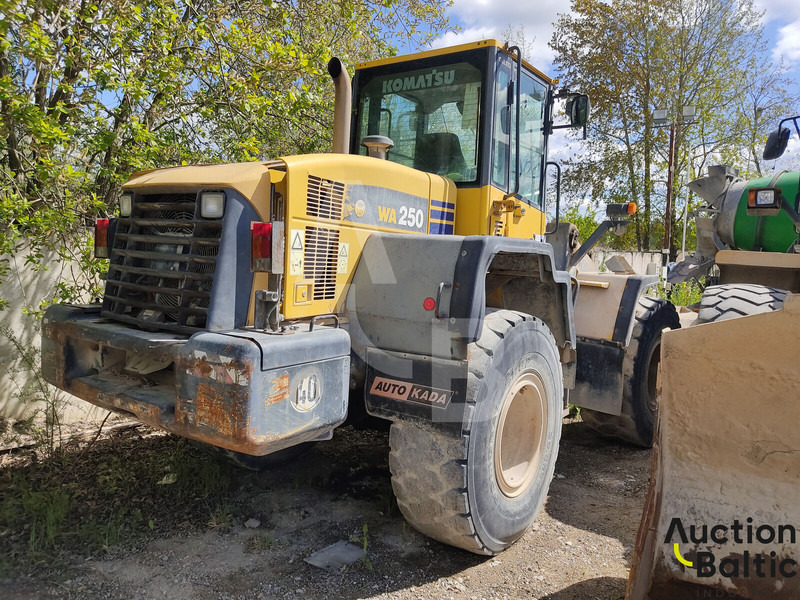 Komatsu WA250-5 - Wiellader: afbeelding 3 Komatsu WA250-5 - Wiellader: afbeelding 3