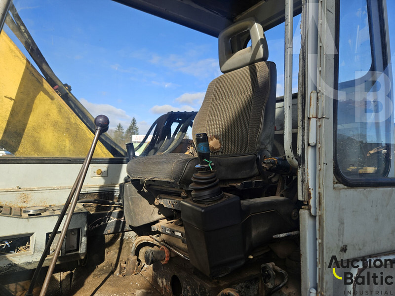 Liebherr R 902 - Rupsgraafmachine: afbeelding 4 Liebherr R 902 - Rupsgraafmachine: afbeelding 4