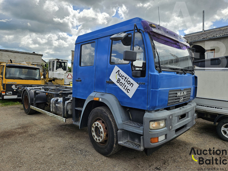 MAN 18.225 - Chassis vrachtwagen: afbeelding 1 MAN 18.225 - Chassis vrachtwagen: afbeelding 1