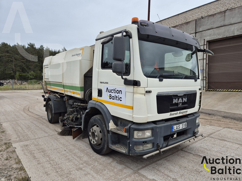MAN TGM15.250 4X2 BL - Veegwagen: afbeelding 2 MAN TGM15.250 4X2 BL - Veegwagen: afbeelding 2
