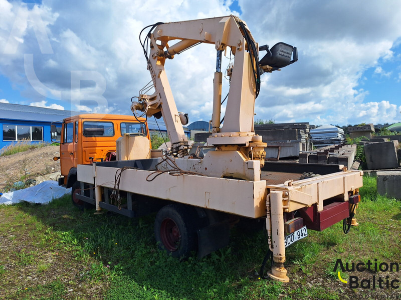 Magirus 130 M 8 - Vrachtwagen met open laadbak, Kraanwagen: afbeelding 3 Magirus 130 M 8 - Vrachtwagen met open laadbak, Kraanwagen: afbeelding 3